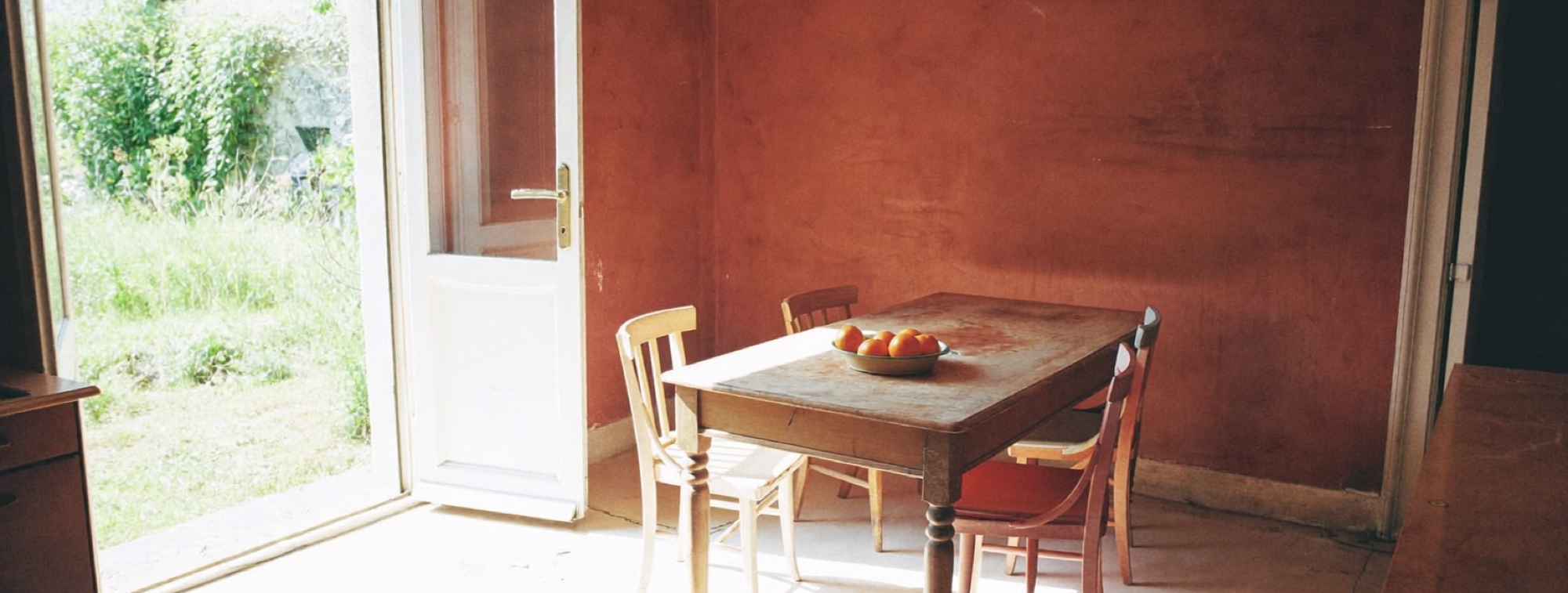 A kitchen in morning light, where a reset sleep schedule starts with breakfast at a fixed time