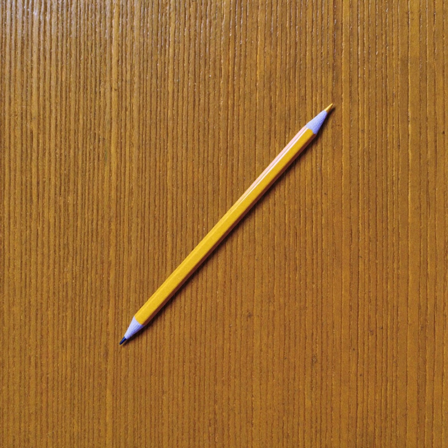 A sharpened yellow pencil, the simplest tool for learning how to take notes effectively